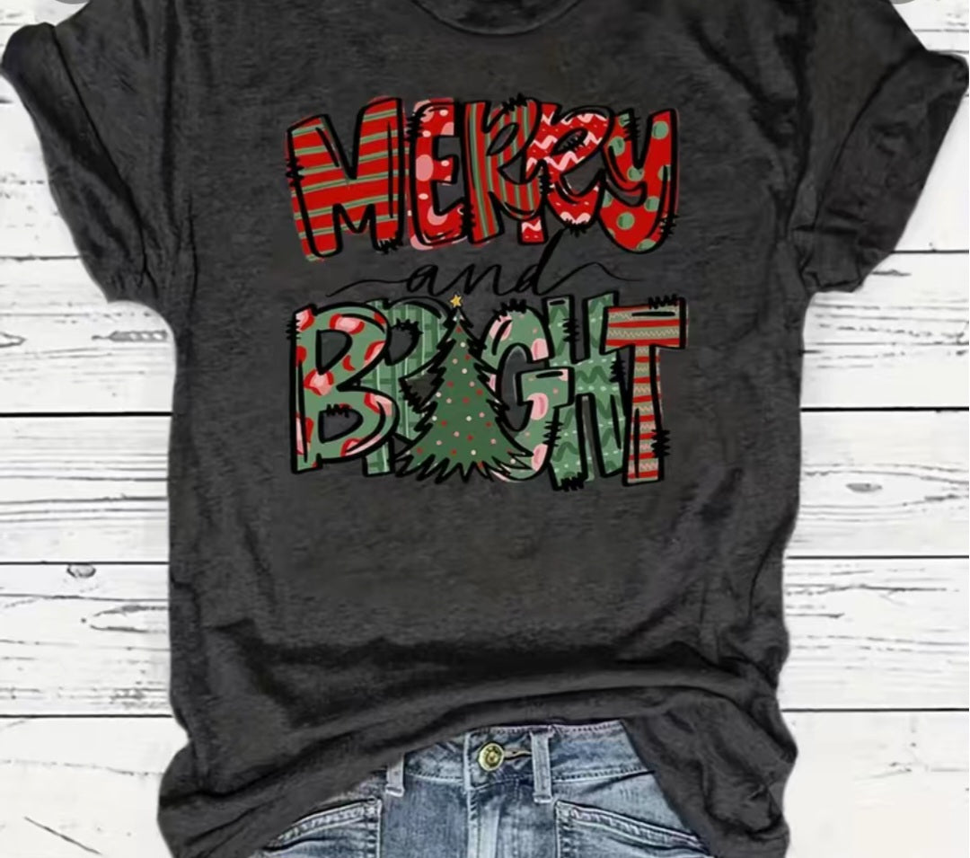 SHORT SLEEVE CHRISTMAS GRAPHIC TSHIRT