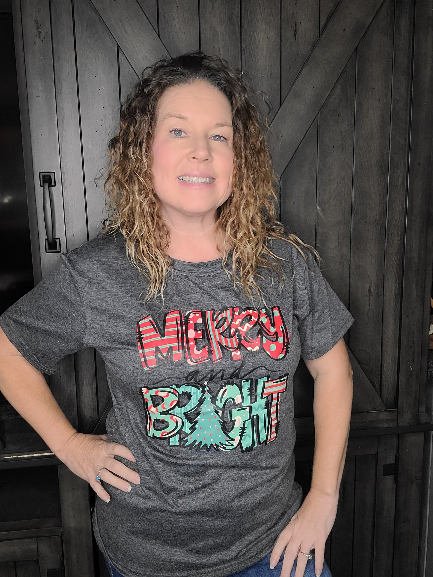 SHORT SLEEVE CHRISTMAS GRAPHIC TSHIRT